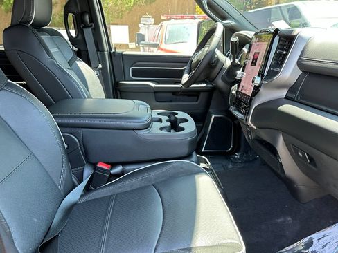 New 2026 RAM 3500 Laramie AWD/4WD image 12