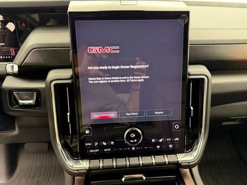 New 2026 GMC Yukon Denali w/ Denali Reserve Package AWD/4WD image 19