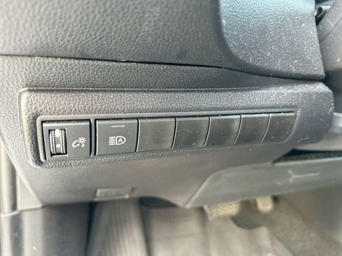 Used 2026 Toyota Corolla LE FWD image 13