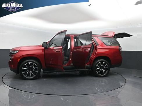 Used 2024 Chevrolet Tahoe RST w/ Luxury Package RWD image 28