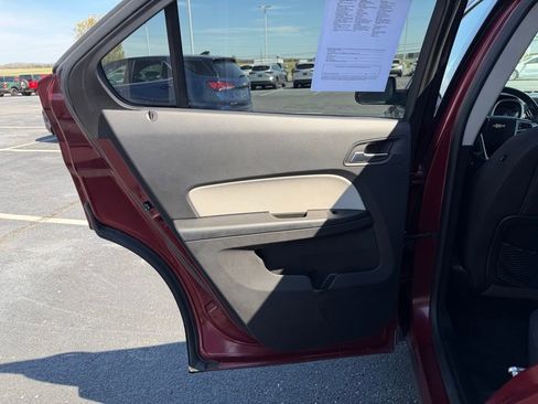 Used 2016 Chevrolet Equinox LT w/ Convenience Package image 16