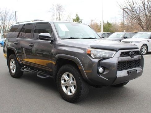 Used 2015 Toyota 4Runner SR5 image 10