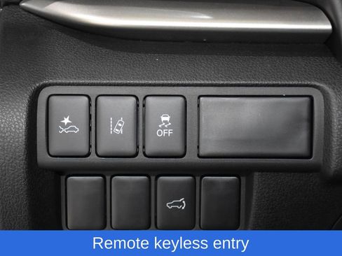 New 2025 Mitsubishi Eclipse Cross SE image 9