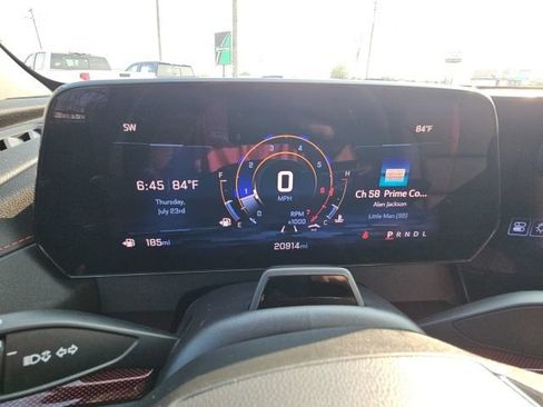 Used 2024 Chevrolet Traverse RS w/ LPO, Floor Liner Package FWD image 30