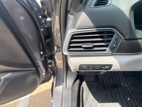 Used 2018 Honda Accord Touring image 15