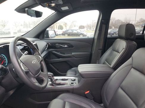Certified 2023 Chevrolet Traverse RS image 19