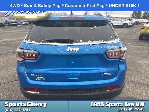 Used 2020 Jeep Compass Latitude AWD/4WD image 3