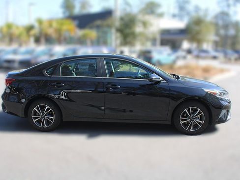 Certified 2024 Kia Forte LXS w/ LXS Technology Package image 10