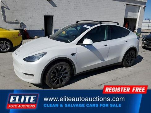 Used 2021 Tesla Model Y Long Range image 2