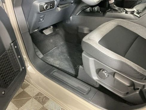 New 2025 Ford Bronco 4-Door w/ Sasquatch Package AWD/4WD image 15
