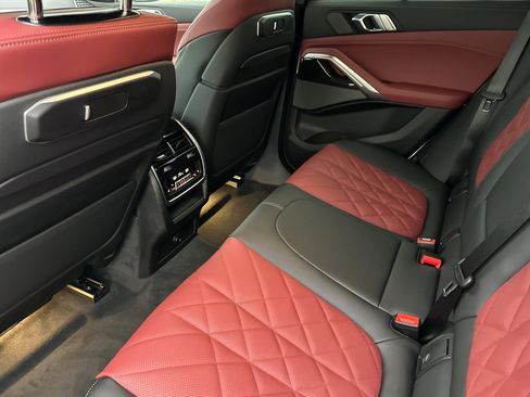 New 2026 BMW X6 M60i image 9