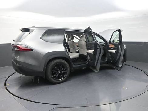 Used 2026 Toyota Grand Highlander AWD image 46
