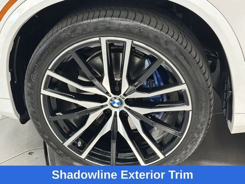Used 2021 BMW X5 sDrive40i w/ M Sport Package image 12