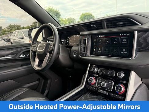 Used 2023 GMC Yukon Denali AWD/4WD image 17