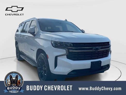 Used 2022 Chevrolet Suburban RST w/ Sport Performance Package AWD/4WD image 1