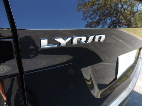 New 2026 Cadillac Lyriq Premium Luxury image 13