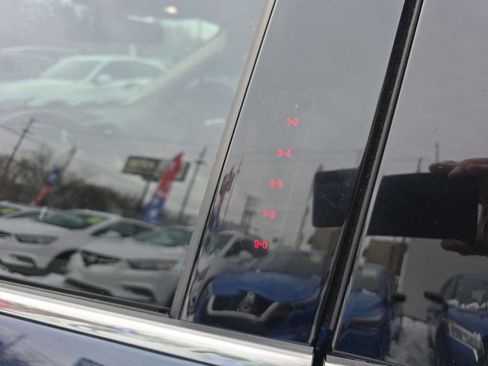 Used 2017 Lincoln MKC Reserve image 21