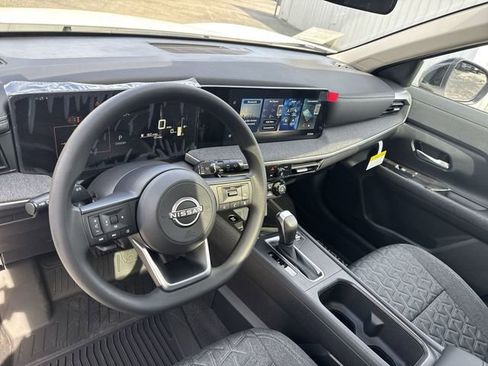 New 2026 Nissan Kicks SV image 15