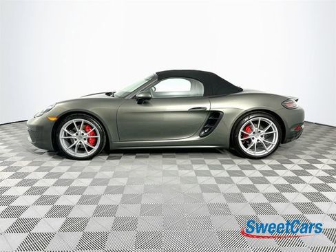 Used 2024 Porsche 718 Boxster S image 12