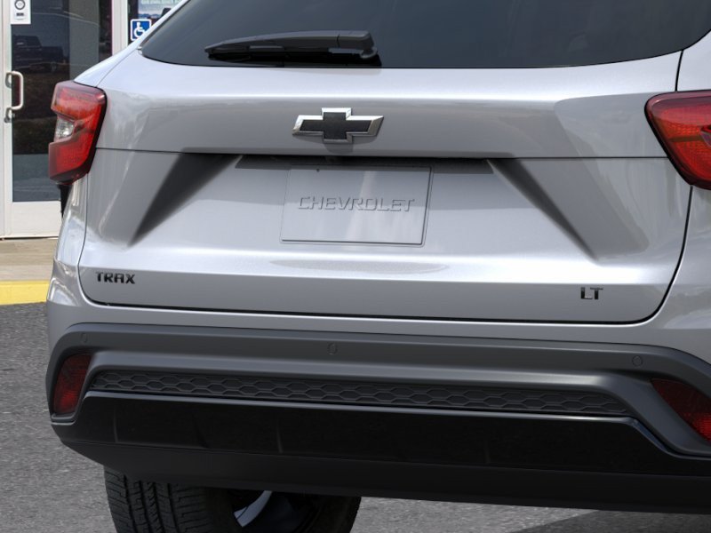 New 2026 Chevrolet Trax LT w/ Driver Confidence Package FWD image 15