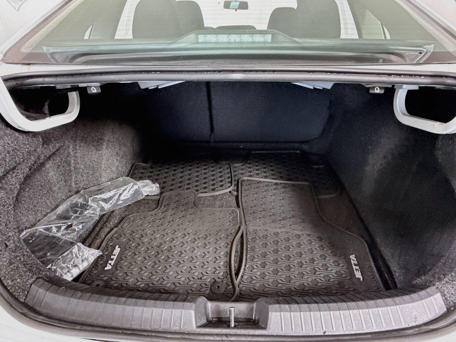 Used 2019 Volkswagen Jetta S w/ Driver Assistance Package FWD image 23