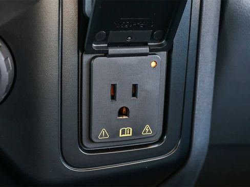 New 2026 Ford F250 XL w/ XL Chrome Package image 20