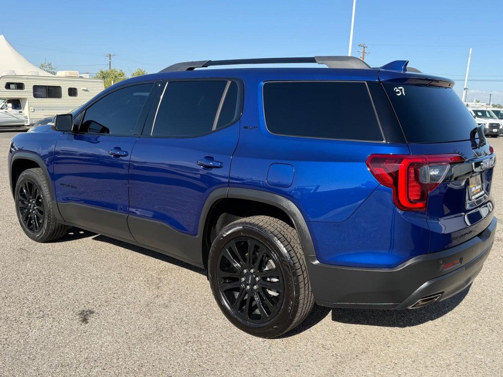 Used 2023 GMC Acadia SLT w/ Elevation Edition FWD image 10