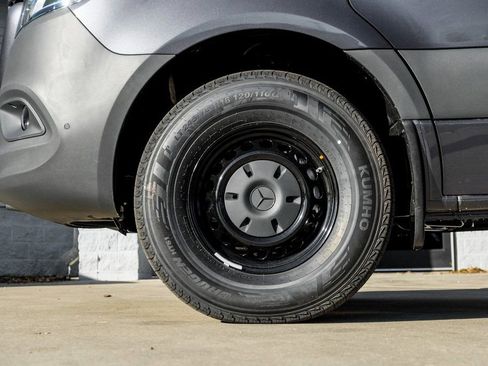 New 2025 Mercedes-Benz Sprinter 2500 image 4