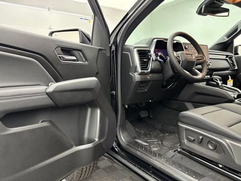 New 2026 GMC Canyon Elevation w/ Convenience Package AWD/4WD image 16