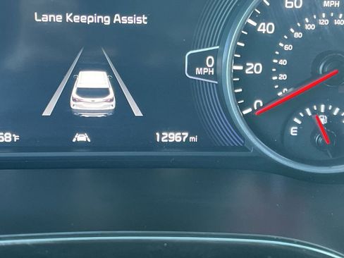 Used 2023 Kia Seltos SX w/ SX Sunroof Package image 17