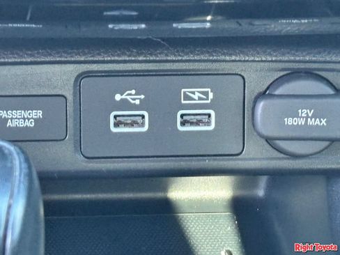 Used 2024 Honda Civic Touring image 26