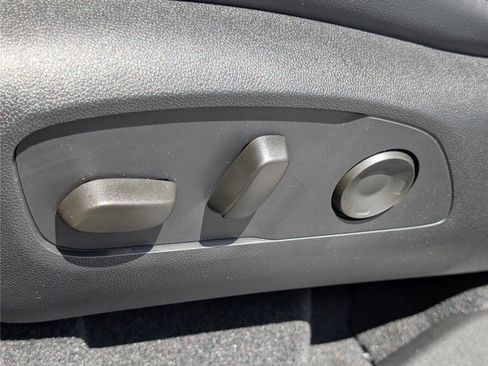 New 2026 Buick Enclave Preferred w/ Power Package AWD/4WD image 19