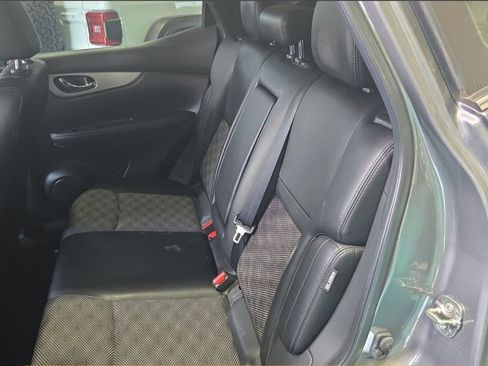 Used 2020 Nissan Rogue Sport SV w/ Technology Package image 26