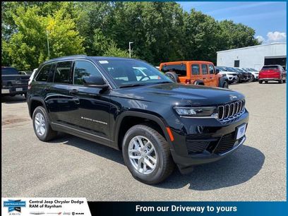 New 2025 Jeep Grand Cherokee Laredo X w/ Luxury Tech Group I