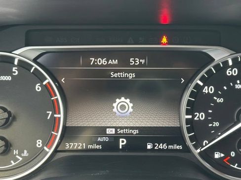 Certified 2021 Nissan Rogue SV AWD/4WD image 40