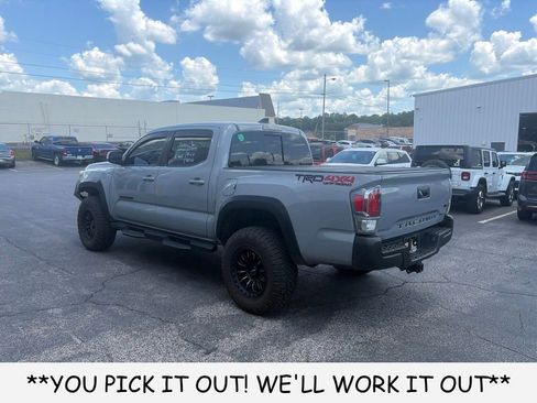 Used 2021 Toyota Tacoma TRD Off-Road AWD/4WD image 4
