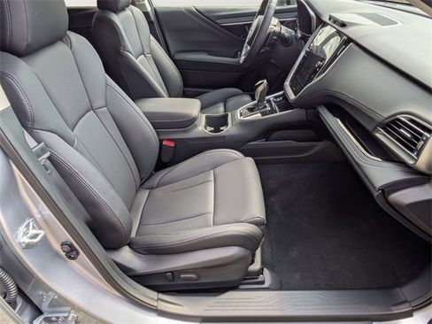 New 2025 Subaru Outback Limited image 32