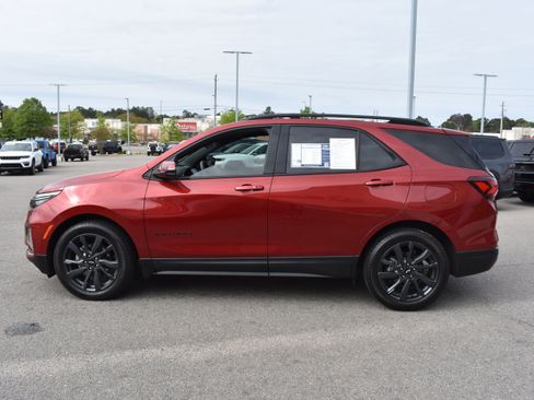 Used 2022 Chevrolet Equinox RS w/ RS Leather Package image 6