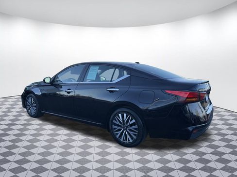 Used 2023 Nissan Altima 2.5 SV image 5