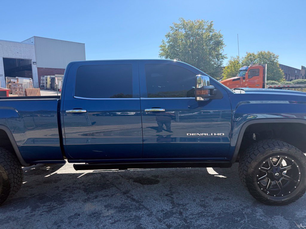 Used 2015 GMC Sierra 2500 Denali w/ Duramax Plus Package AWD/4WD image 14