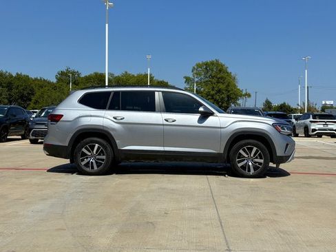 Used 2022 Volkswagen Atlas SE FWD image 7