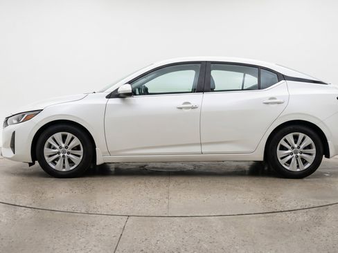 Used 2025 Nissan Sentra S FWD image 5