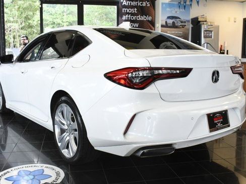 Used 2023 Acura TLX w/ Technology Package FWD image 8