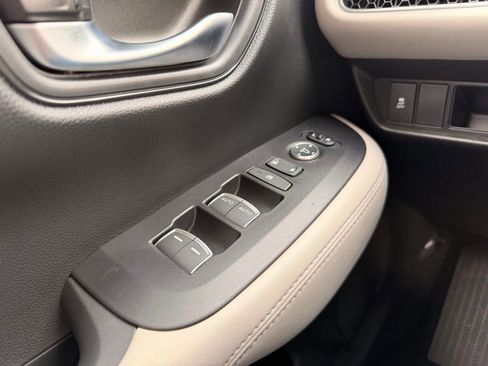 New 2026 Honda HR-V EX-L image 12