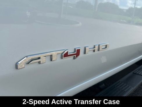 Used 2020 GMC Sierra 2500 AT4 w/ AT4 Premium Package image 32
