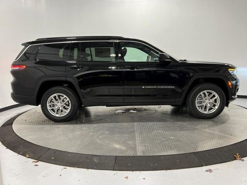 New 2025 Jeep Grand Cherokee L Laredo w/ Luxury Tech Group I image 2