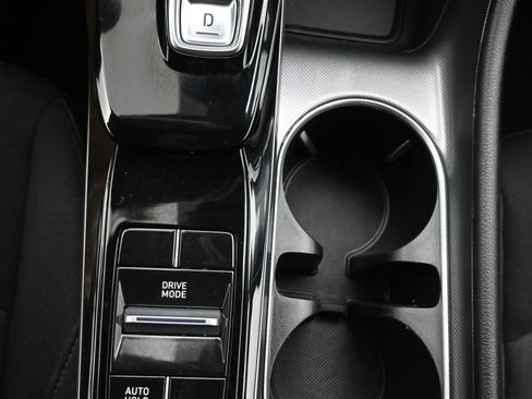 Used 2023 Hyundai Sonata SEL w/ Preferred Accessory Package FWD image 19