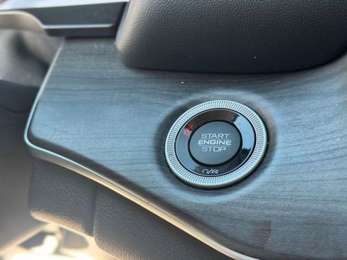 Certified 2023 Jeep Grand Cherokee Limited AWD/4WD image 15