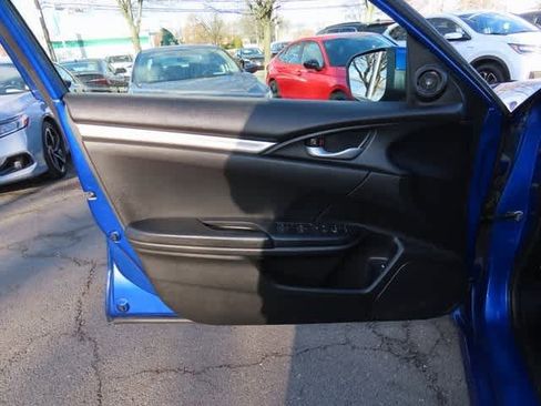 Used 2019 Honda Civic Sport image 16