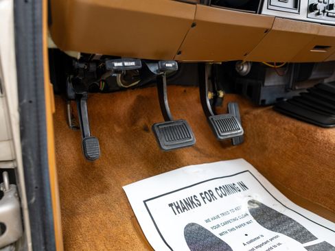 Used 1993 Dodge D/W Truck 250 image 37